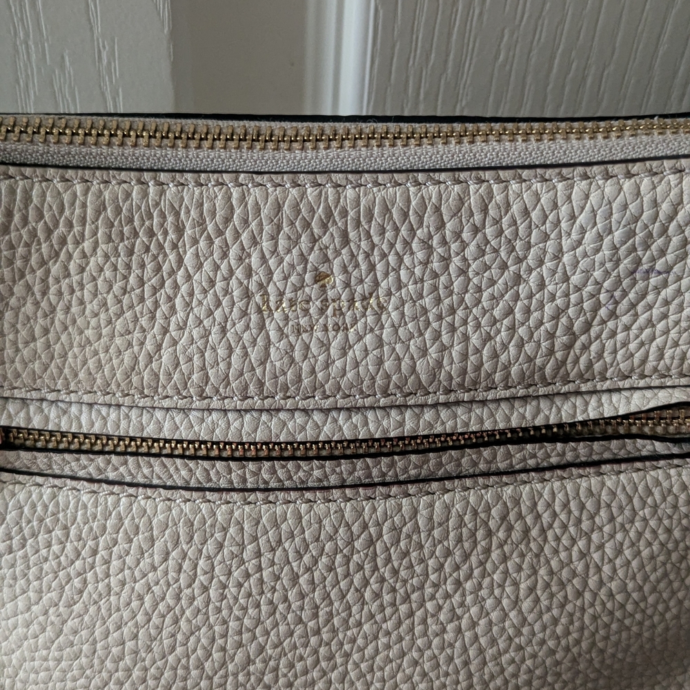 Kate Spade Cream Crossbody Bag - Picture 2 of 5
